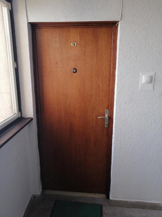 شقة Stan Na Dan Im Užice المظهر الخارجي الصورة
